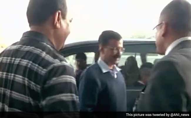 A Day After AAP Sidelines 2 Leaders, Arvind Kejriwal Leaves for Bengaluru