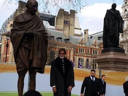 Amitabh Bachchan Says He Feels 'Honoured' to Unveil Historic Gandhi Statue in Britain Amitabh Bachchan Says He Feels 'Honoured' to Unveil Historic Gandhi Statue in Britain