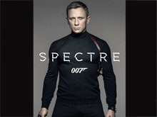 In <i>SPECTRE</i> Poster, Daniel Craig is Armed and Very, Very Dangerous