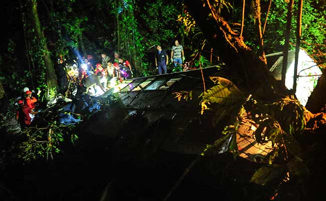 Bus Plunges Off Cliff in Brazil, 54 Killed