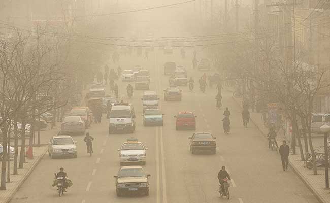 China Smog Climbs to Perilous Levels on Eve of Climate Talks