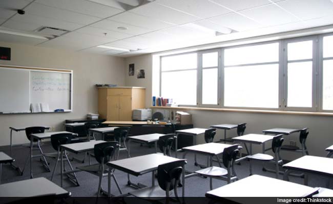 Teacher Hangs Herself in US Classroom