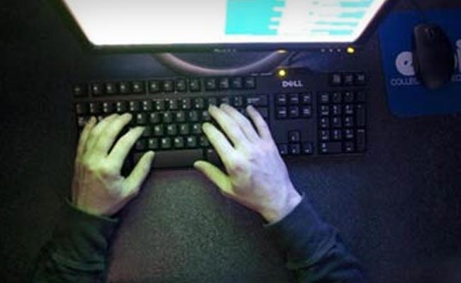 China Asks Military Officials Not to Give Information on Social Media