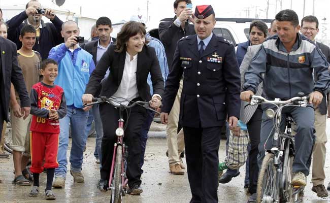 Dutch Bicycles Given to Syrian Refugee Camp in Jordan