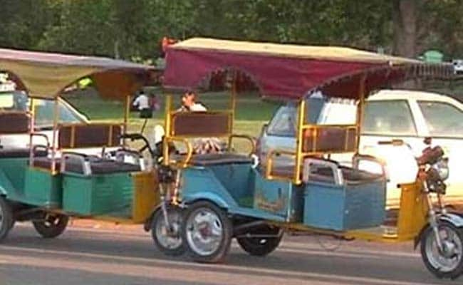 In Fume-Choked Kochi, A Solar Rickshaw Glides To The Rescue