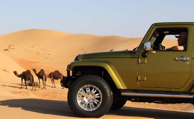 Expatriates Chill With Dubai Desert Off-Roading