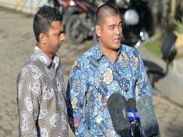 Families Visit Australians on Indonesian Death Row Families Visit Australians on Indonesian Death Row