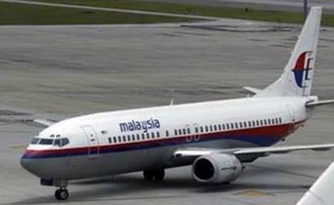 Malaysian Airlines Flight Makes Emergency Landing In Northern Australia S Alice Springs All