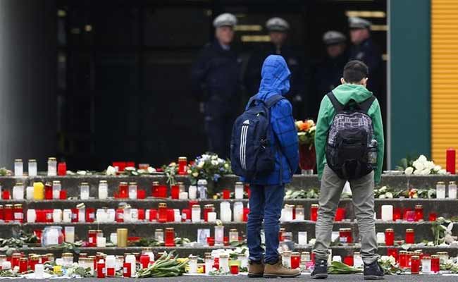 Quiet German Town Mourns 16 Young Lives Lost in Alps Plane Crash