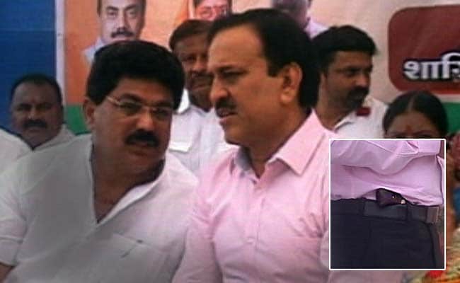 Maharashtra Chief Minister Defends Minister who Carried Gun to Special Needs School