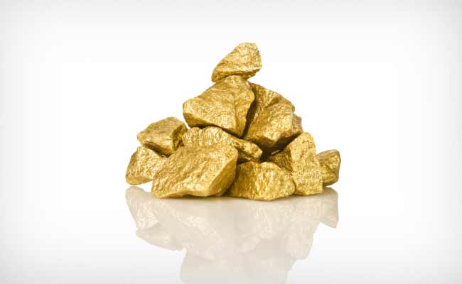 Australian Man Finds Gold Nugget Worth 141,000 Dollars