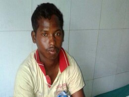 As Punishment For Taking Phone, 18-Year-Old's Hand Set on Fire As Punishment For Taking Phone, 18-Year-Old's Hand Set on Fire