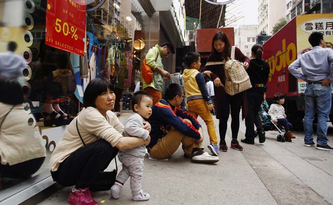 Chinese Tourists to Hong Kong Slide Amid Protests