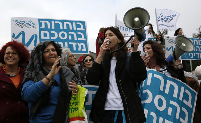 After Decades of Conflict, Israeli Women Say 'Enough'