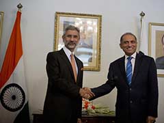 India, Pakistan Discuss Ways to Resume Dialogue
