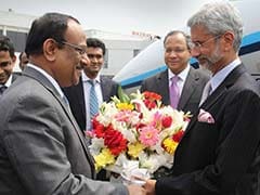 Foreign Secretary Jaishankar Arrives in Bangladesh on Day-Long Visit