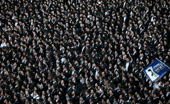 Israeli Politicians in Last-Minute Pitch to Cultivate Votes