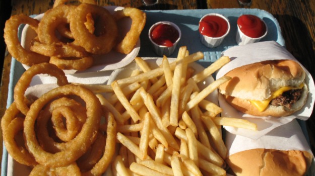 Fatty Foods Trigger Inflammation Leading to Diabetes
