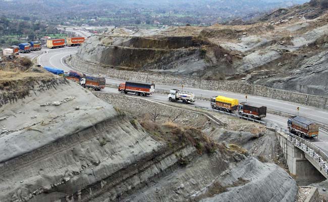 Landslides in Jammu and Kashmir Kill 3