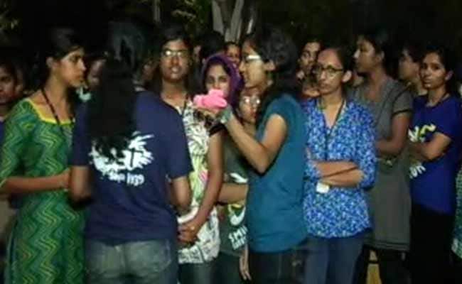 Kerala College Girls Defy Hostel Rules To Spend The Night Outside In