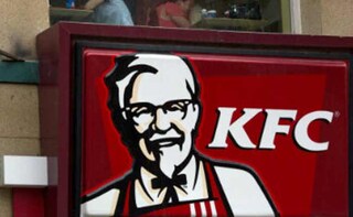 The Battle of Fast Food Chains: KFC & Pizza Hut Losing Out