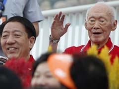 Singapore Holds Breath as Former Leader Lee Kuan Yew's Condition Worsens