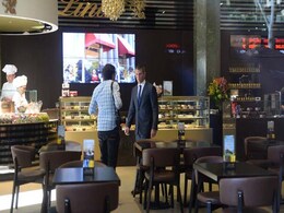 Australia Honours Victims of Deadly Siege as Sydney Cafe Reopens Australia Honours Victims of Deadly Siege as Sydney Cafe Reopens