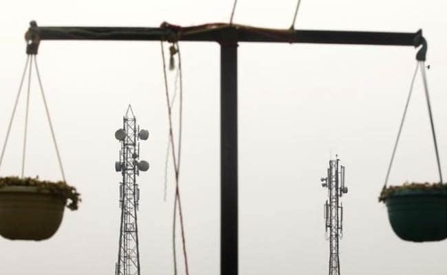 Maharashtra Government to Take Action Against Illegal Mobile Towers