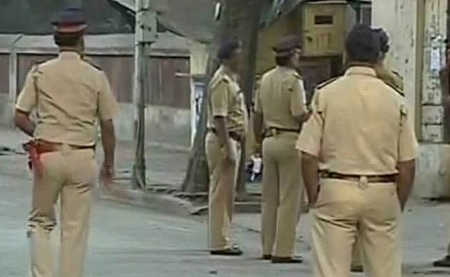 Police Arrests Chota Shakeel Aide Afroz Wadariya In Mumbai