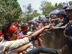 Myanmar Opposition Demands Inquiry into Police Clashes With Students
