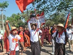 Myanmar Student Protesters Given Hours to Disperse
