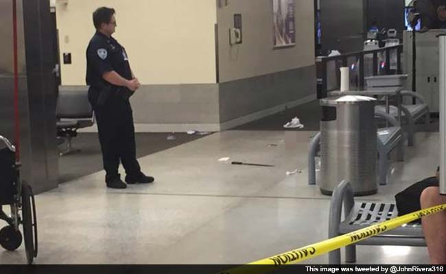 US Man Shot After Machete, Insecticide Attack on Officials at New Orleans Airport