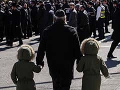 7 Children Killed in New York Fire Tragedy Buried in Israel