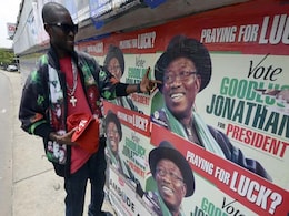 Nigeria Votes in Tight Presidential Election Nigeria Votes in Tight Presidential Election