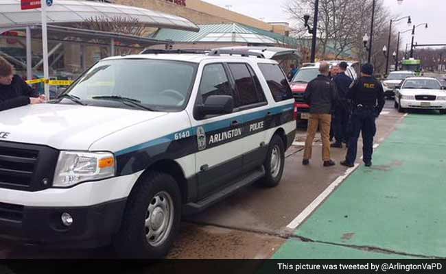 Shopping Centre Near Pentagon Given 'All-Clear' Over Bomb Threat: Police