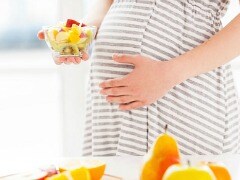 A New Mother's Diet Could Affect Her Child's Weight A New Mother's Diet Could Affect Her Child's Weight