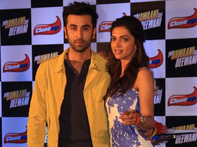 Ranbir, Deepika's Personal History Doesn't Bother Tamasha Director