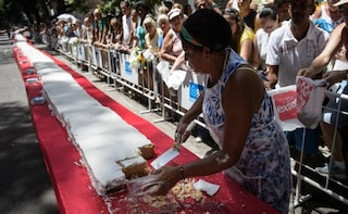 A 450-Meter Long Cake Marks Rio De Janeiro's Birthday