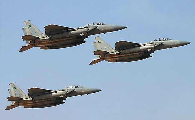 Air Raid Kills 45 at Yemen Camp For Displaced People