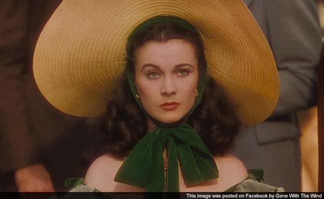 'Gone With the Wind' Dress Fetches $137,000 at Auction