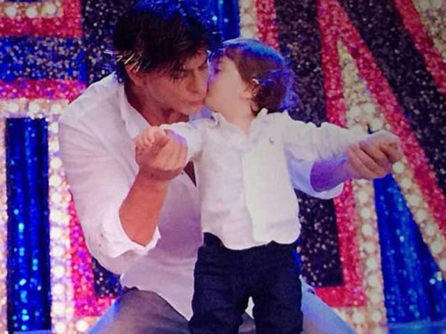 Shah Rukh Khan and AbRam's Special Holi Celebration