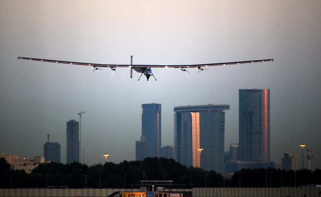 Solar Plane Passes New Test Ahead of Planned World Tour