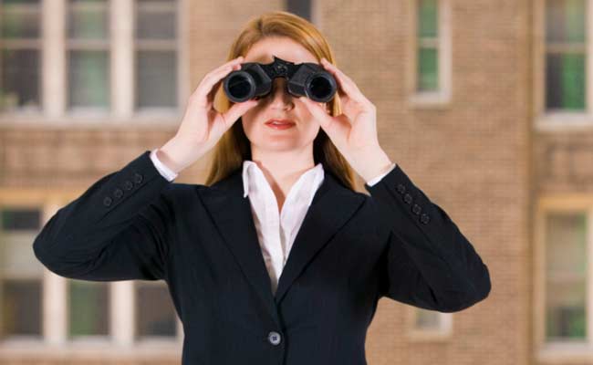 British Spy Agencies Told to Target Middle-Aged Mums