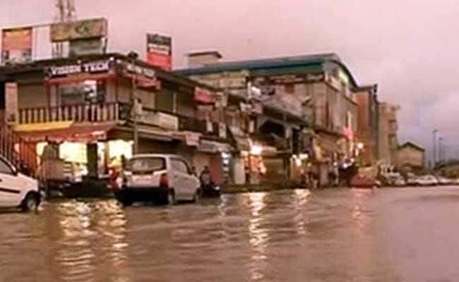 After Heavy Rain in Kashmir Valley, Flood Alert Issued in Srinagar