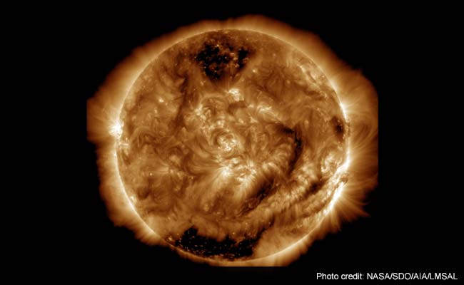 New Model May Explain Massive Heat in Sun's Corona