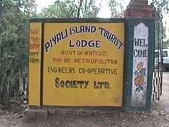 At Sundarbans, Four Kolkata Families Attacked, Robbed by Armed Men