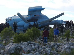 Rebels Capture Crashed Syrian Army Helicopter Crew Rebels Capture Crashed Syrian Army Helicopter Crew