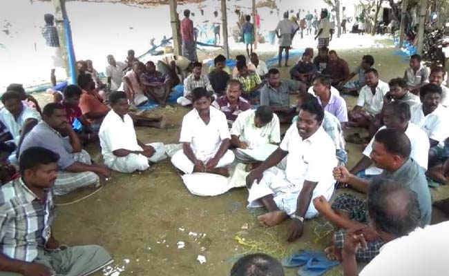 'Free Arrested Fishermen Before Talks', Tamil Nadu Chief Minister Writes to PM Modi