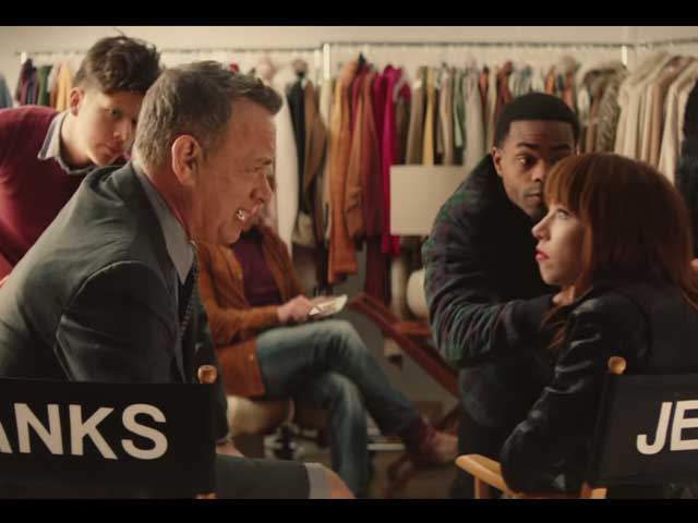 Tom Hanks Lip-Syncs to Carly Rae Jepsen's Song <i>I Really Like You</i>