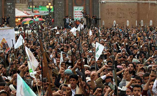 Americans Stuck in Yemen Sue US to Force Evacuations